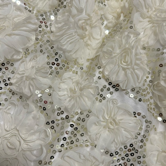 Girls dress - Picture 4 of 4